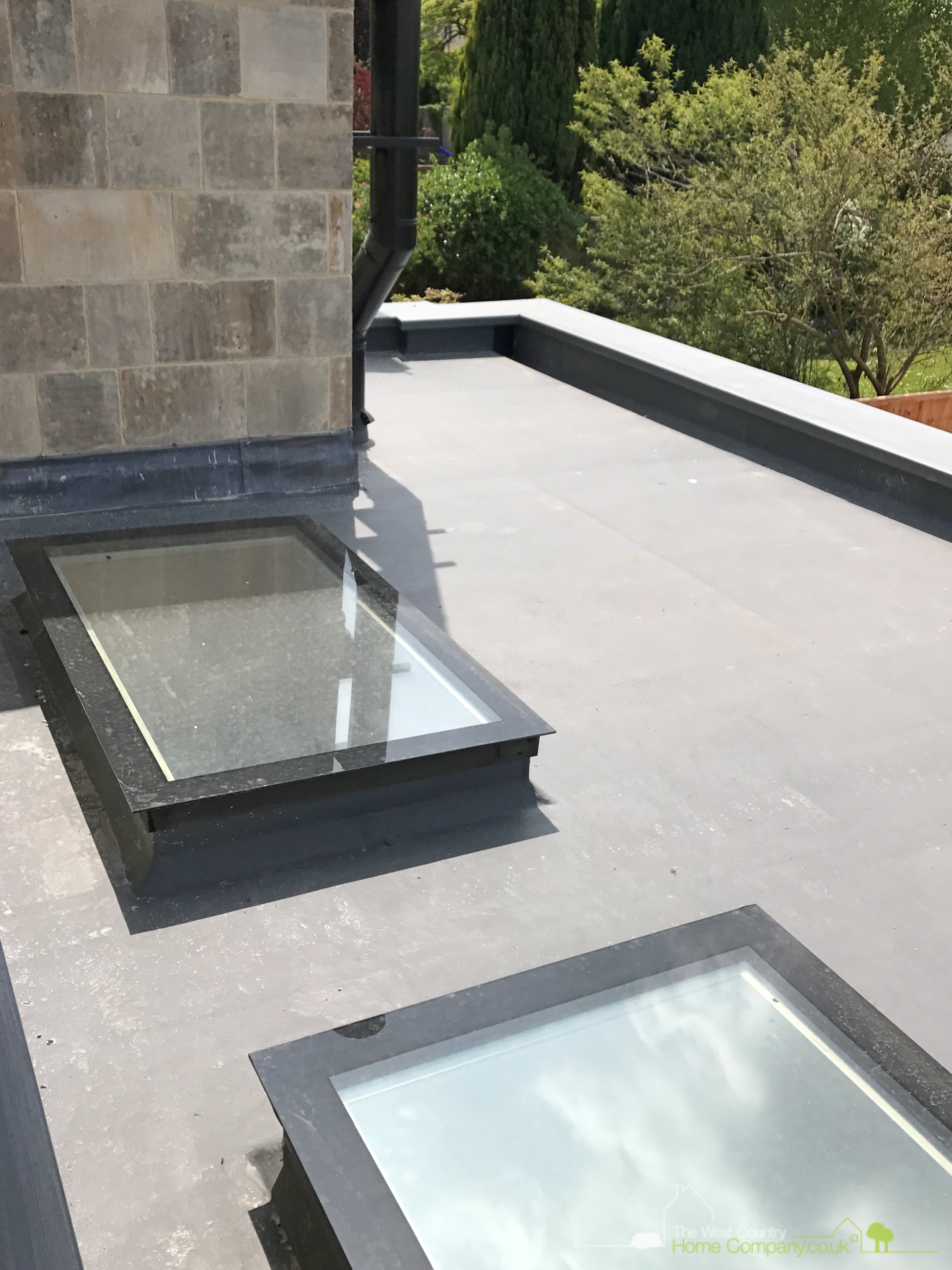 Extension flat roof with rooflights