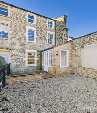 A complete renovation of grade II listed property